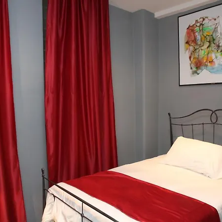 Parioli Bed&business בית הארחה 3*