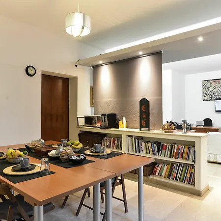 Parioli Bed&business בית הארחה 3*